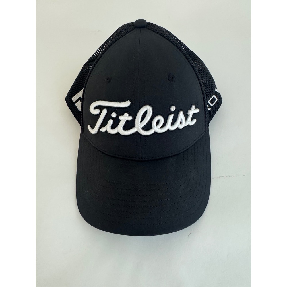 NWOT Titleist Golf Hat Tour Performance Mesh OSFA Black Snapback Pro V1 FJ